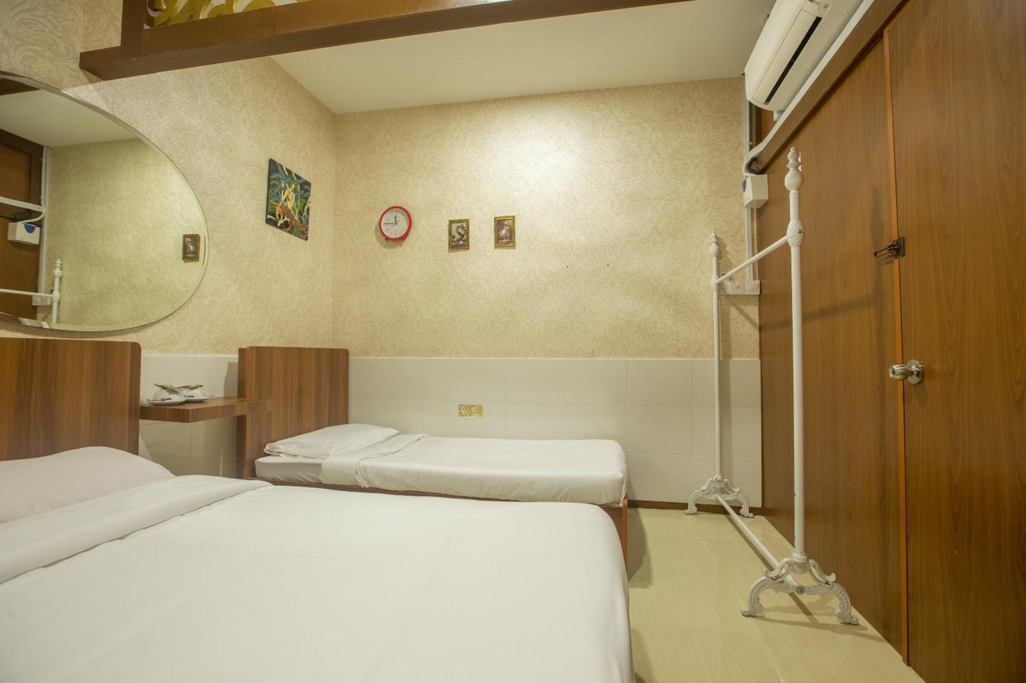Spot On 89858 Rebecca'S Homes Κότα Κιναμπαλού Εξωτερικό φωτογραφία
